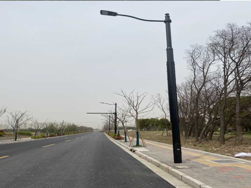 玉溪市上海综合杆 太阳能路灯工程