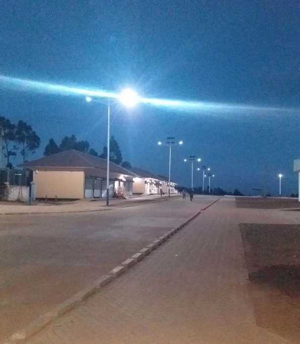 玉溪市非洲科特迪瓦太阳能路灯工程